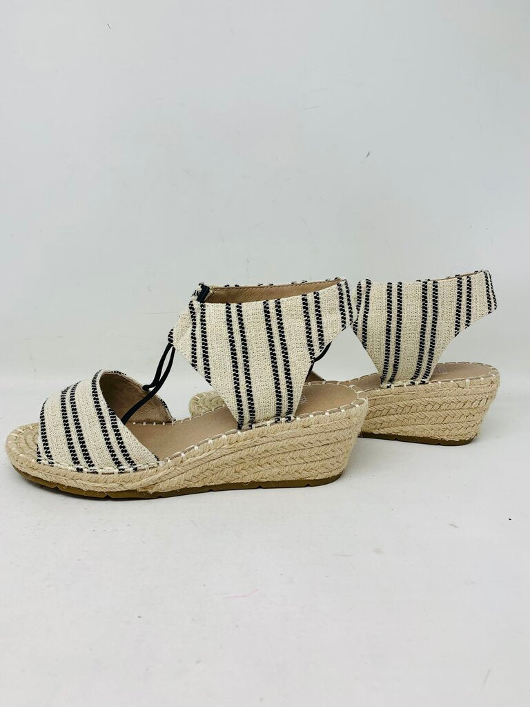 Eileen Fisher Wedge Beige 5.5