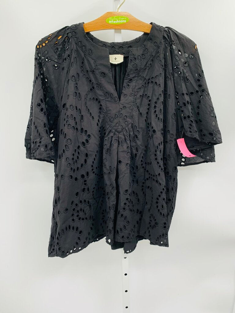 Tuckernuck Top Plus Black XXXL