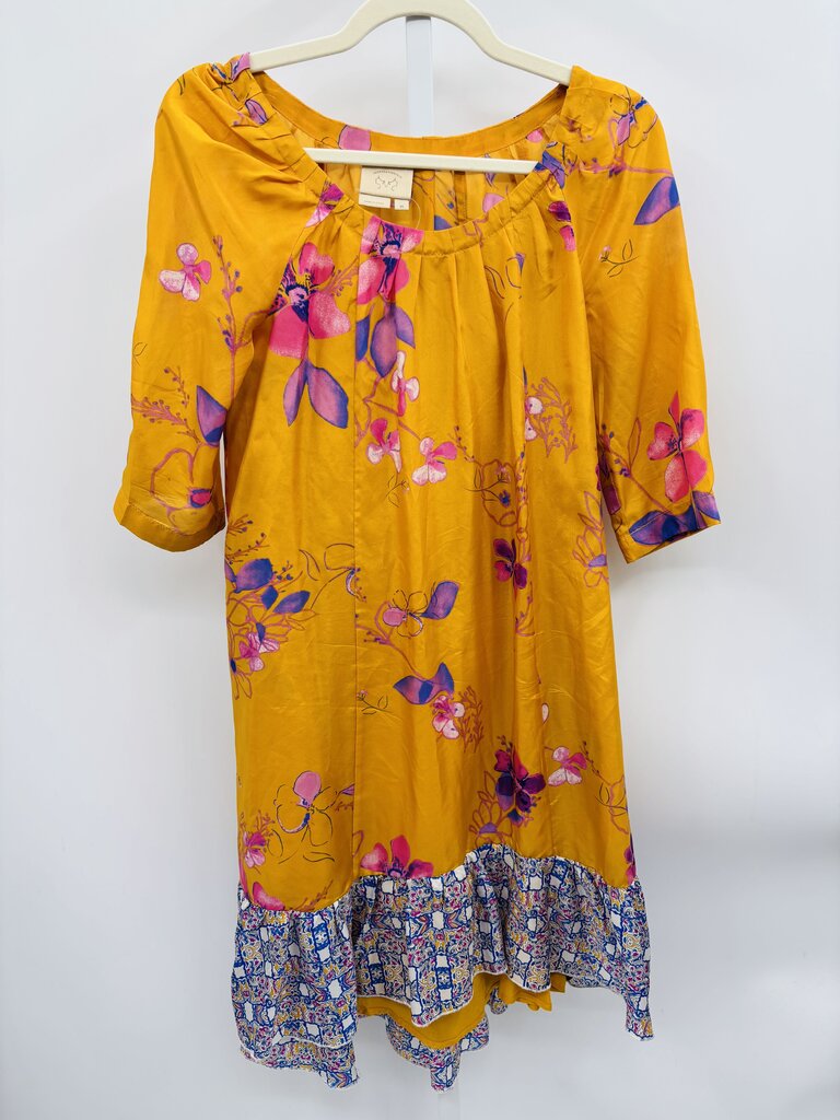 Vanessa Virginia Dress Gold XS