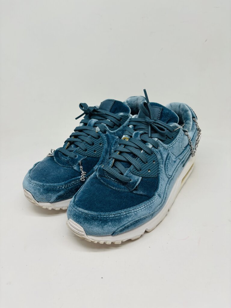 Nike Sneakers Teal 8.5