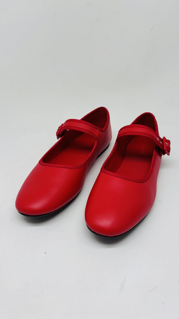Everlane Flats Red 8.5