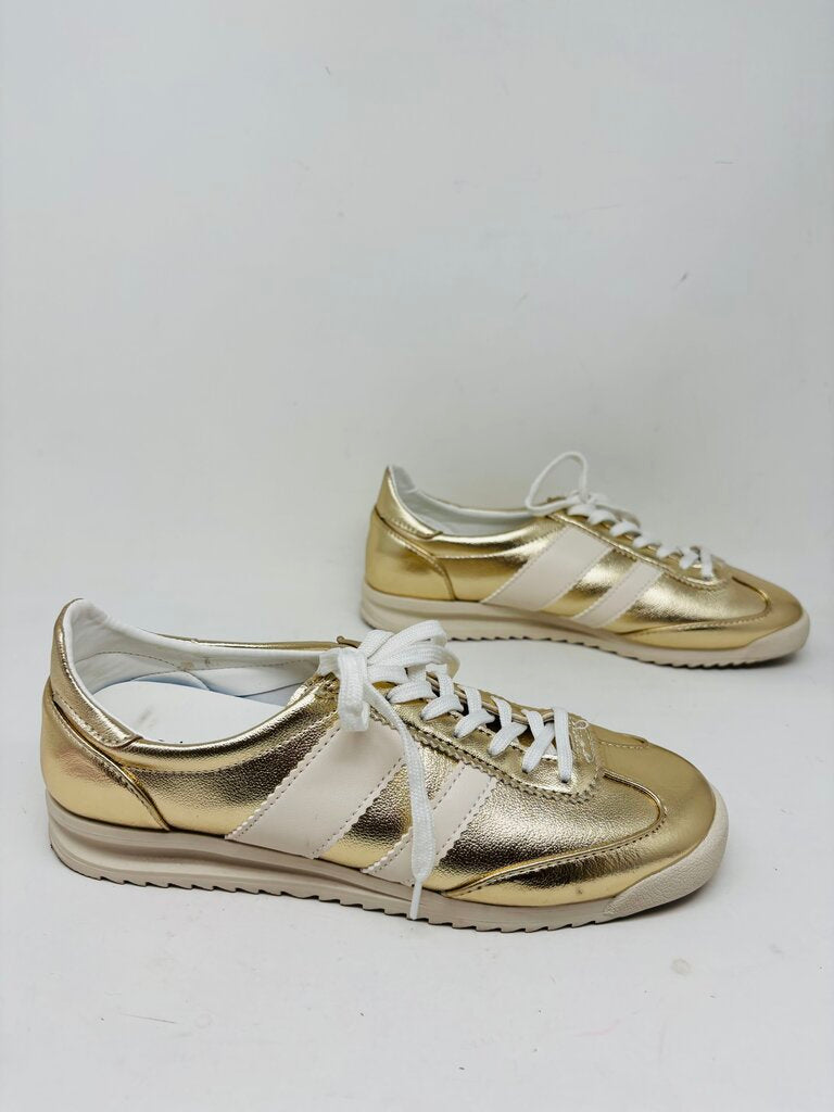 Madden Girl Sneakers Gold 6
