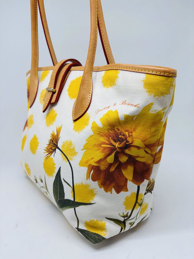 Dooney & Bourke Tote Yellow