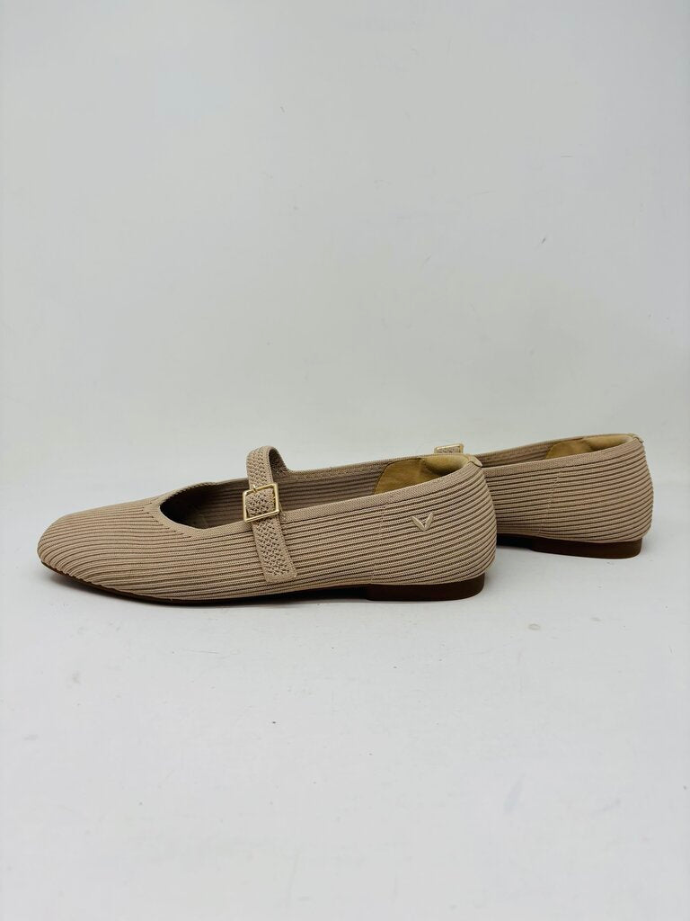 Vivaia Flats Beige 8.5