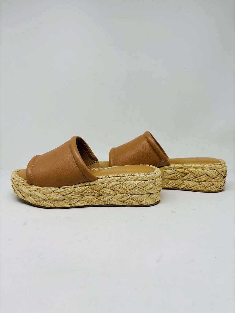 Dolce Vita Slides Tan 8.5