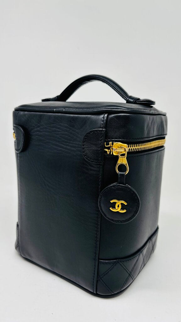 Chanel LUXURY HANDBAGS Black