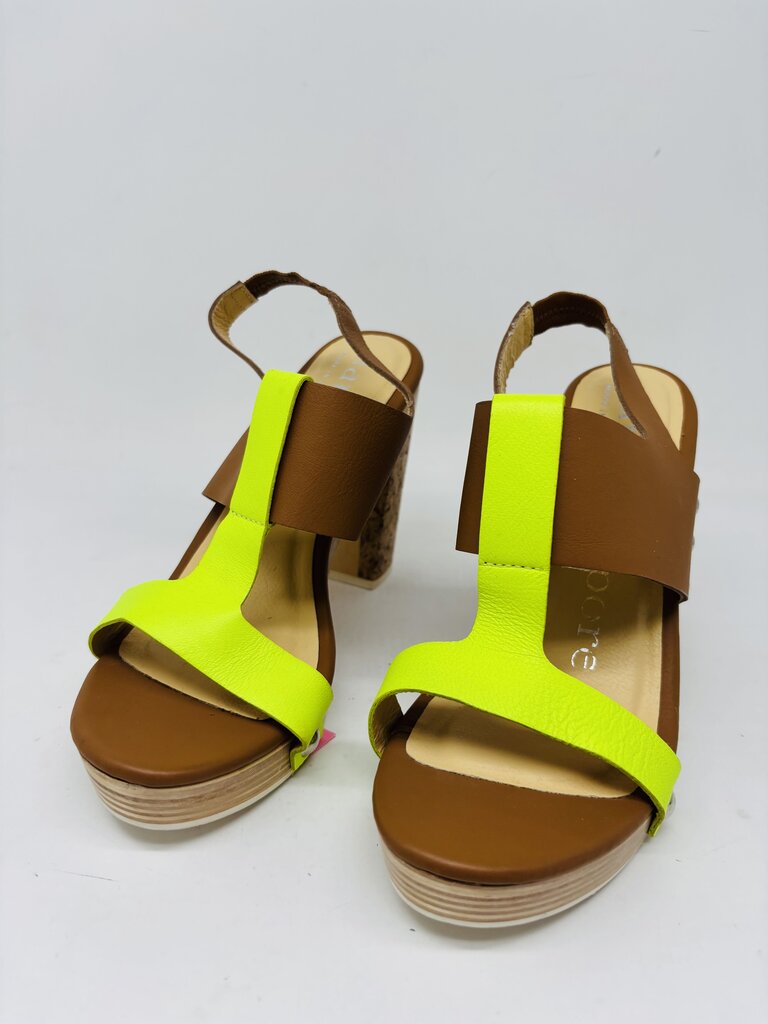 Nanette Lepore Heels Tan 7