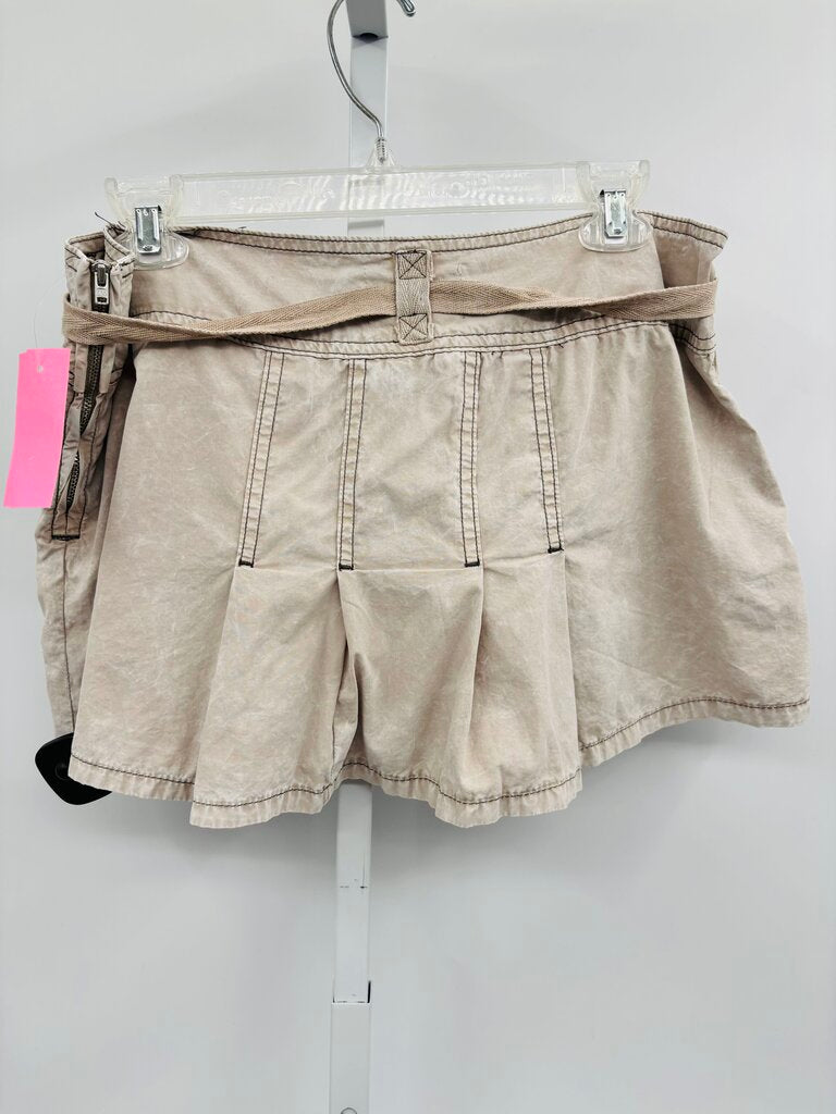 BDG Shorts Taupe L