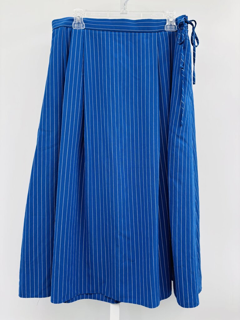 M.M. LaFleur Skirt Midi Blue L