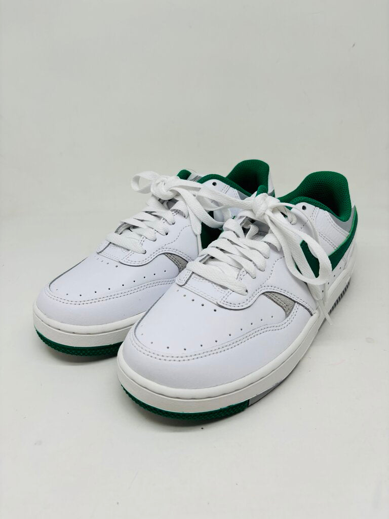 Nike Sneakers Green 6.5