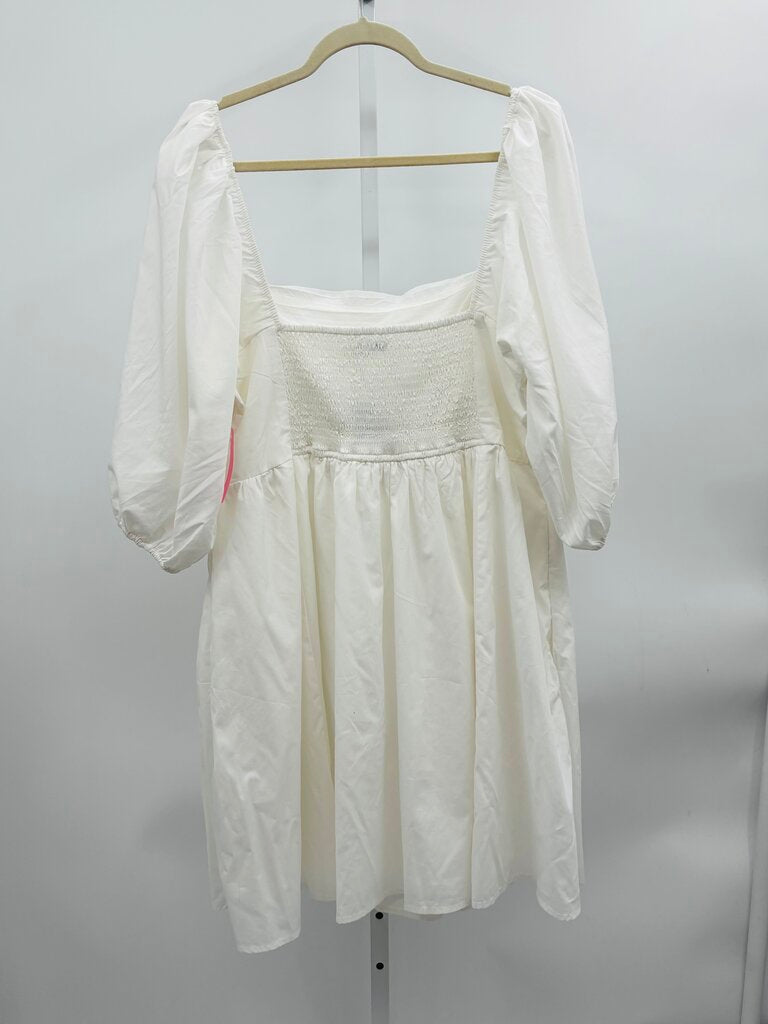 Abercrombie & Fitch Dress White XL