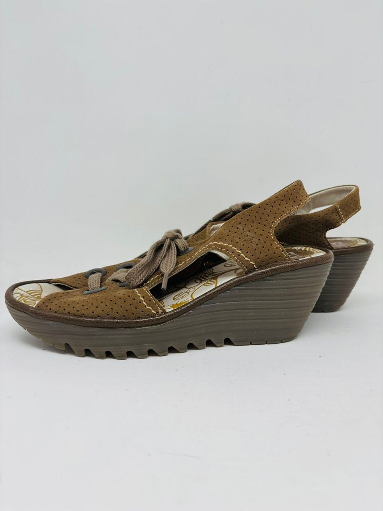 FLY London Wedge Brown 6.5