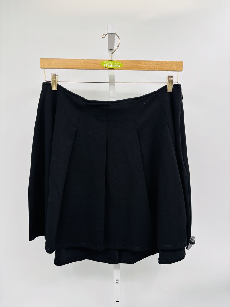 Torrid Skirt Black 16