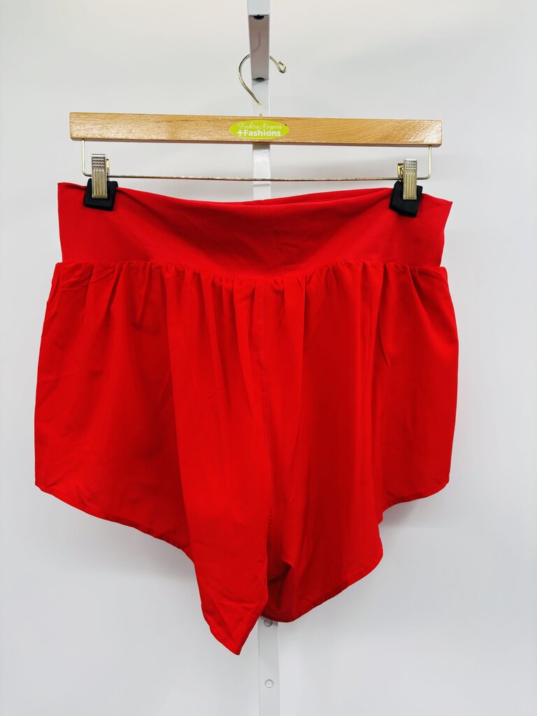Fabletics Active Shorts Plus Red 1X