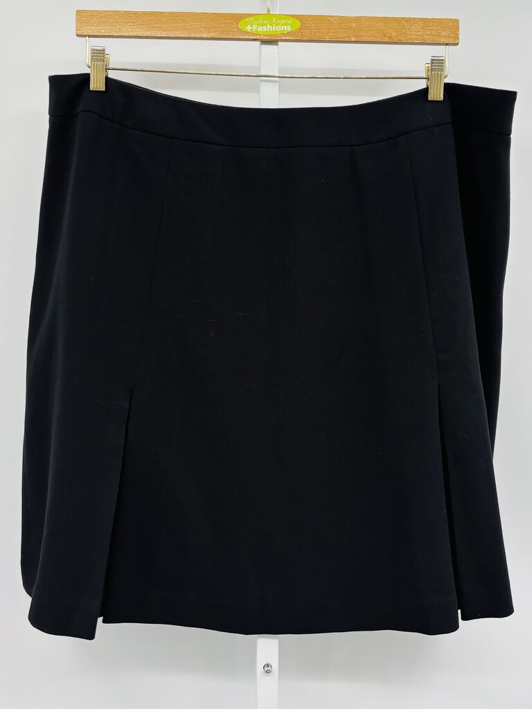 Karl Lagerfeld: Paris Skirt Plus Black 18