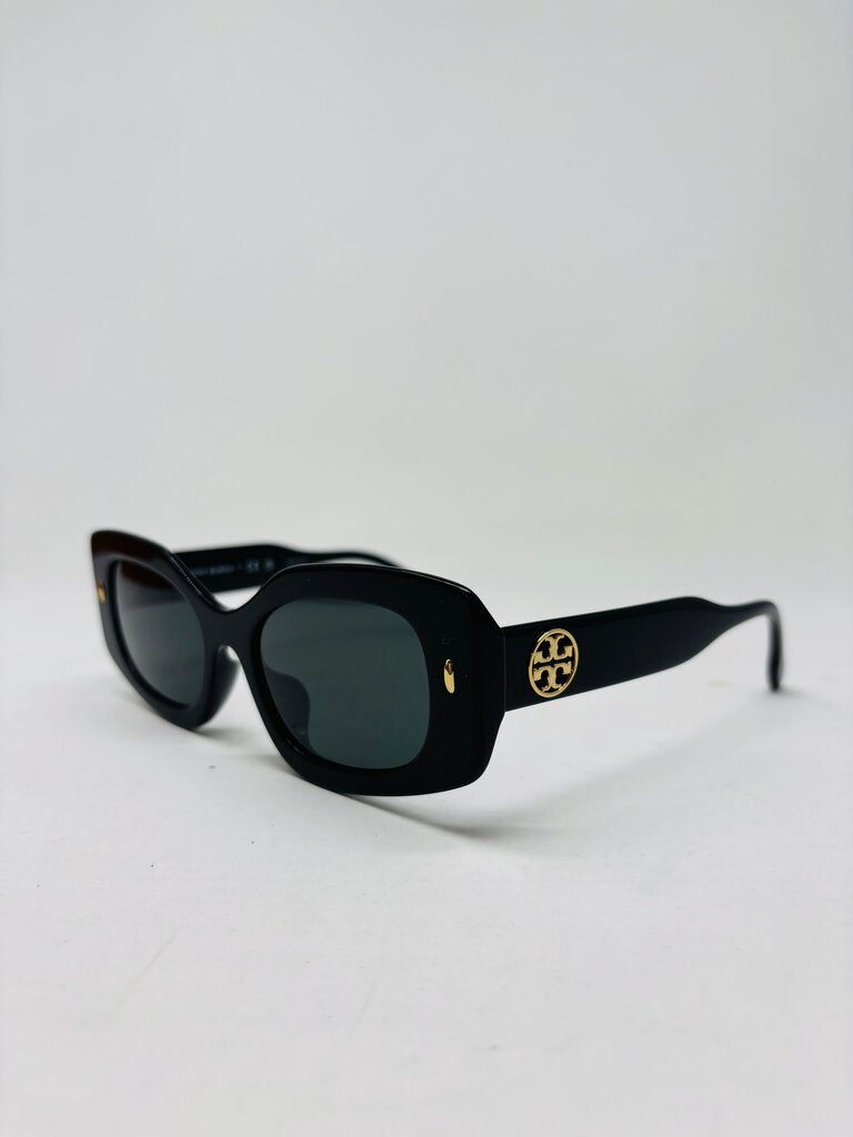 Tory Burch Sunglasses Black