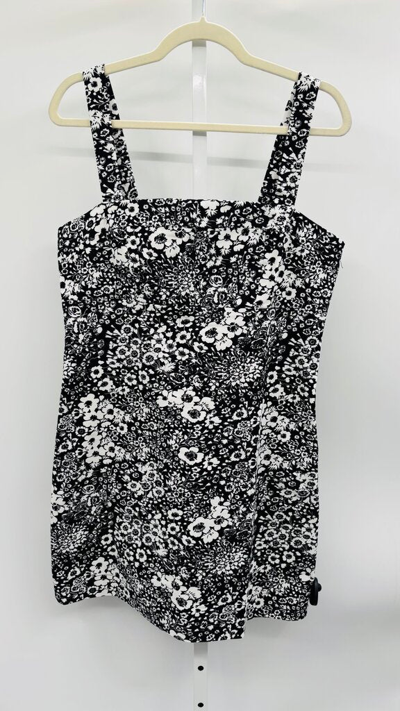 Hyacinth House Dress Black L