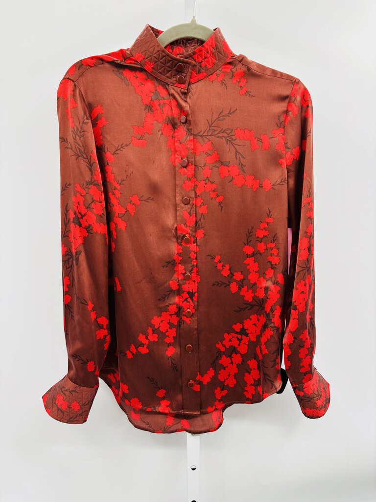 Equipment: Femme Blouse Brown XS
