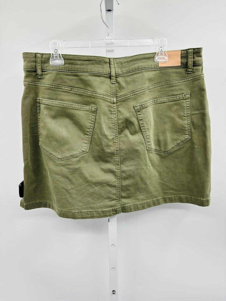 Paige Skirt Green 14