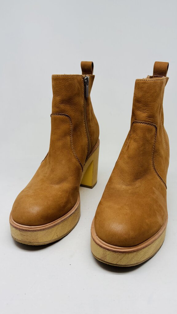Dolce Vita Ankle Boots Tan 9