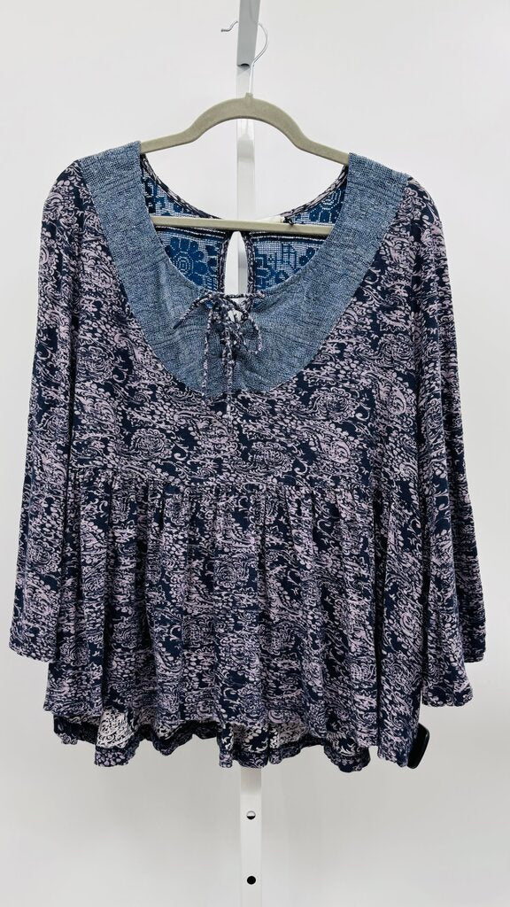 Akemi + Kin Top Navy L
