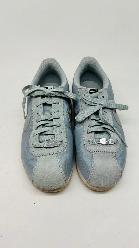 Nike Sneakers Blue 7.5
