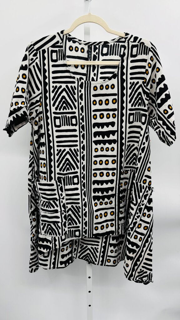 Look at Me Tunic White OS