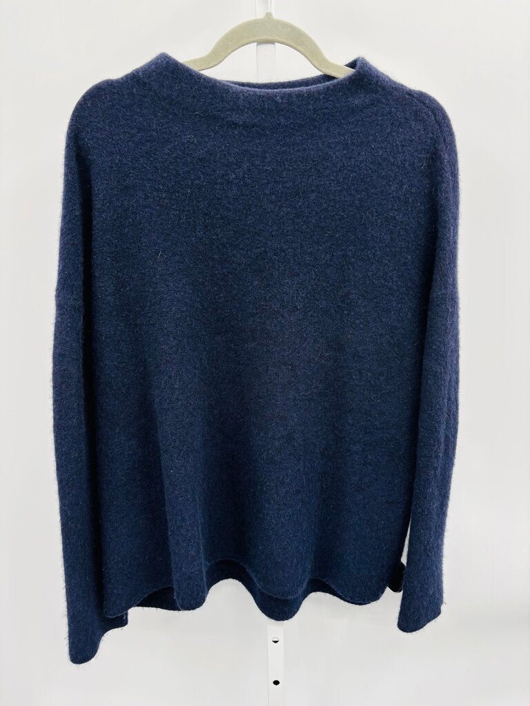 C by Bloomingdale's Sweater Navy M