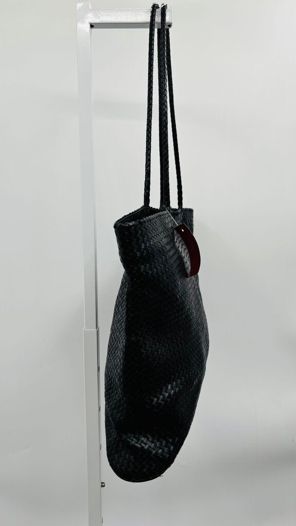 Quince Tote Black