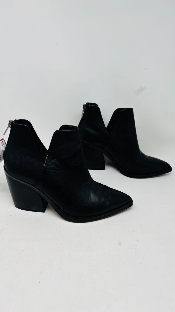 Vince Camuto Bootie Black 7.5
