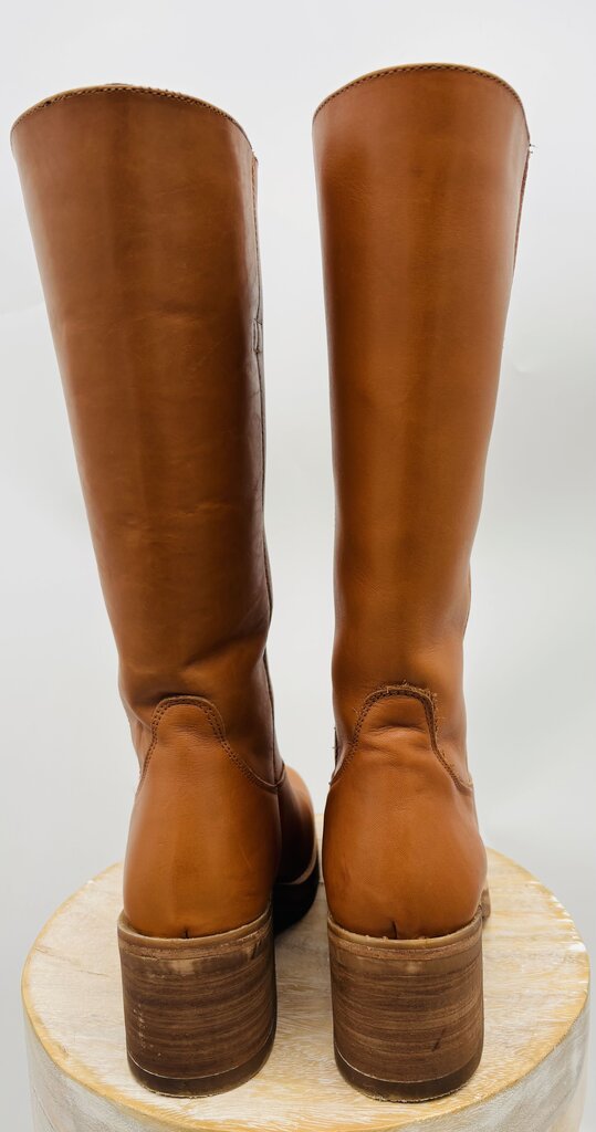 Dingo Boots Tan 7.5