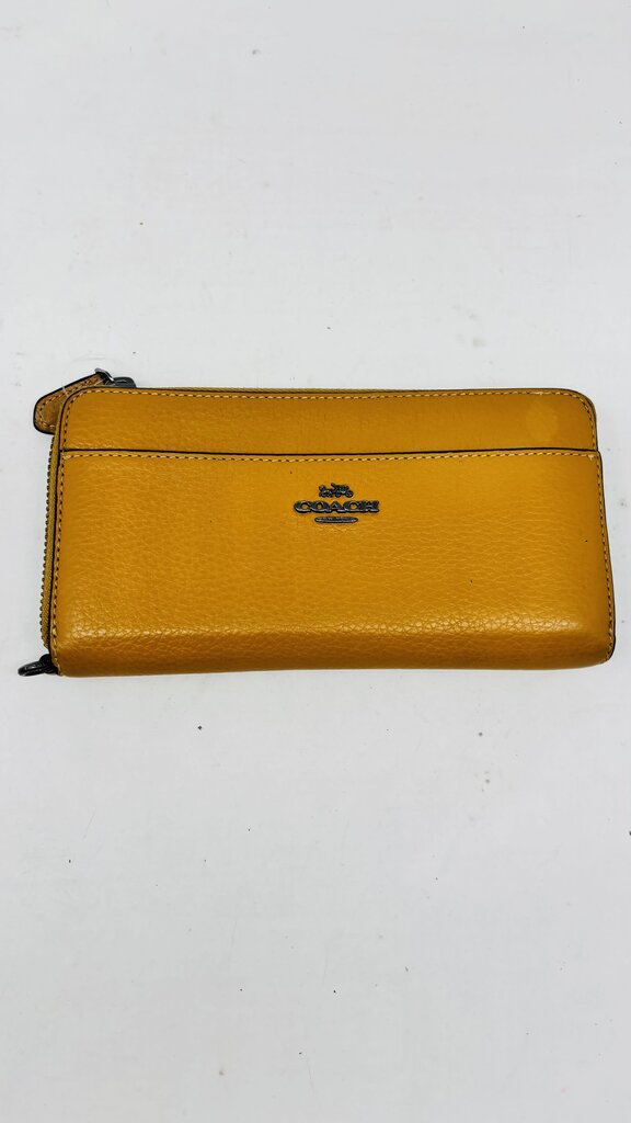 Coach Wallet Yellow