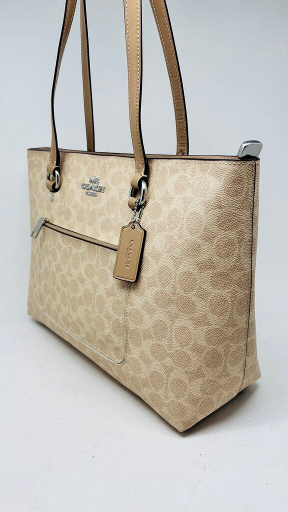 Coach Tote Beige