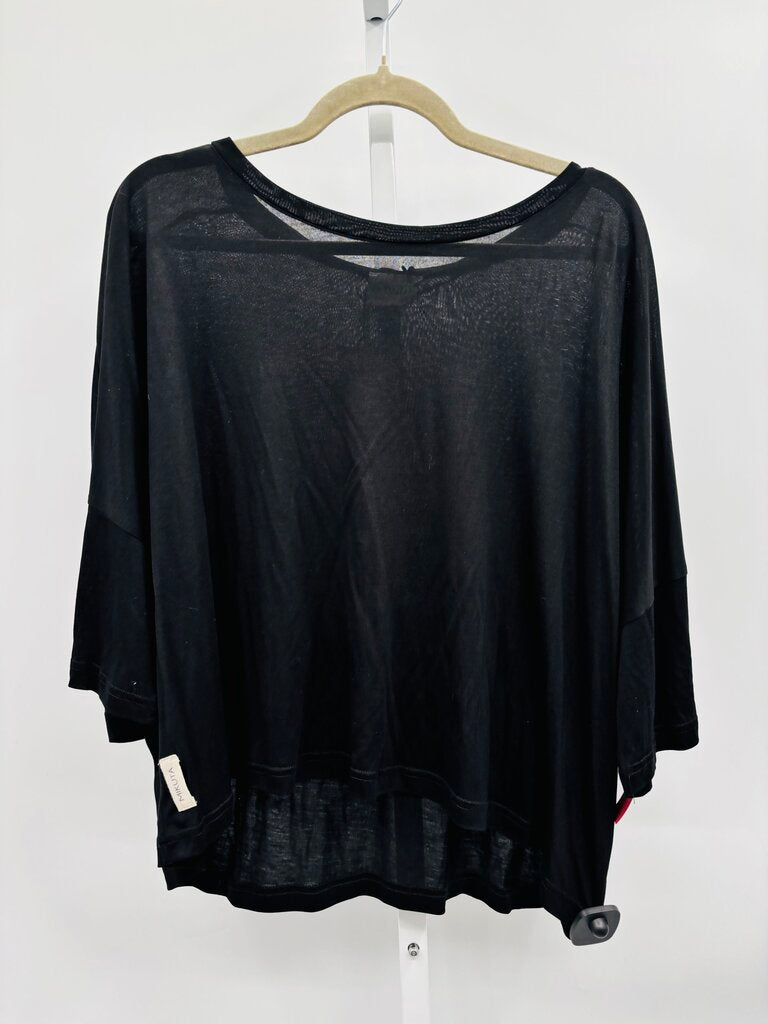 Mikuta Top Black M