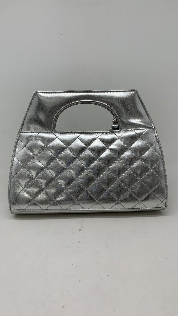 Apri Crossbody Bag Silver