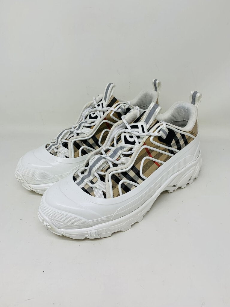 Burberry Sneakers Tan/White 8.5