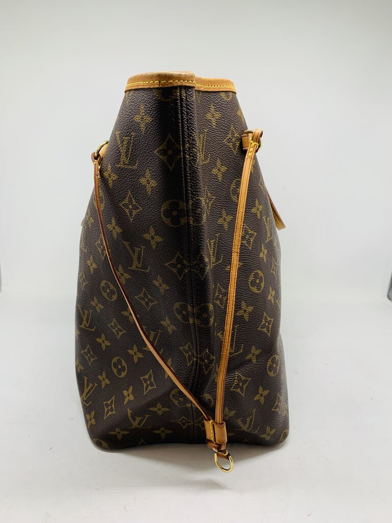 Louis Vuitton LUXURY HANDBAGS Brown