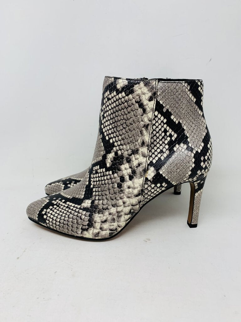 Banana Republic Ankle Boots Grey 6