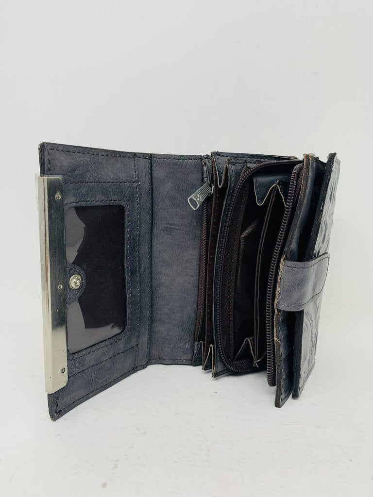 Patricia Nash Wallet Grey