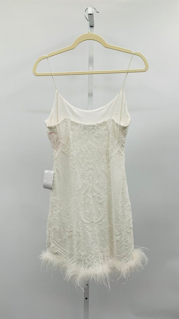 B. Darlin Dress White L
