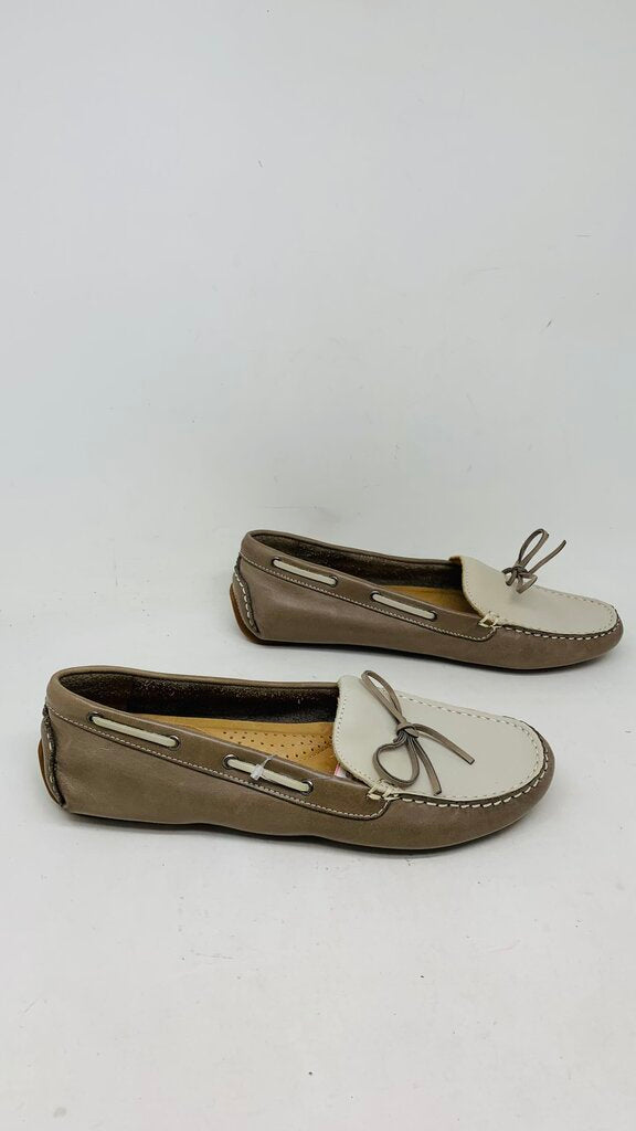 G. H. Bass & Co. Loafers Taupe 9.5