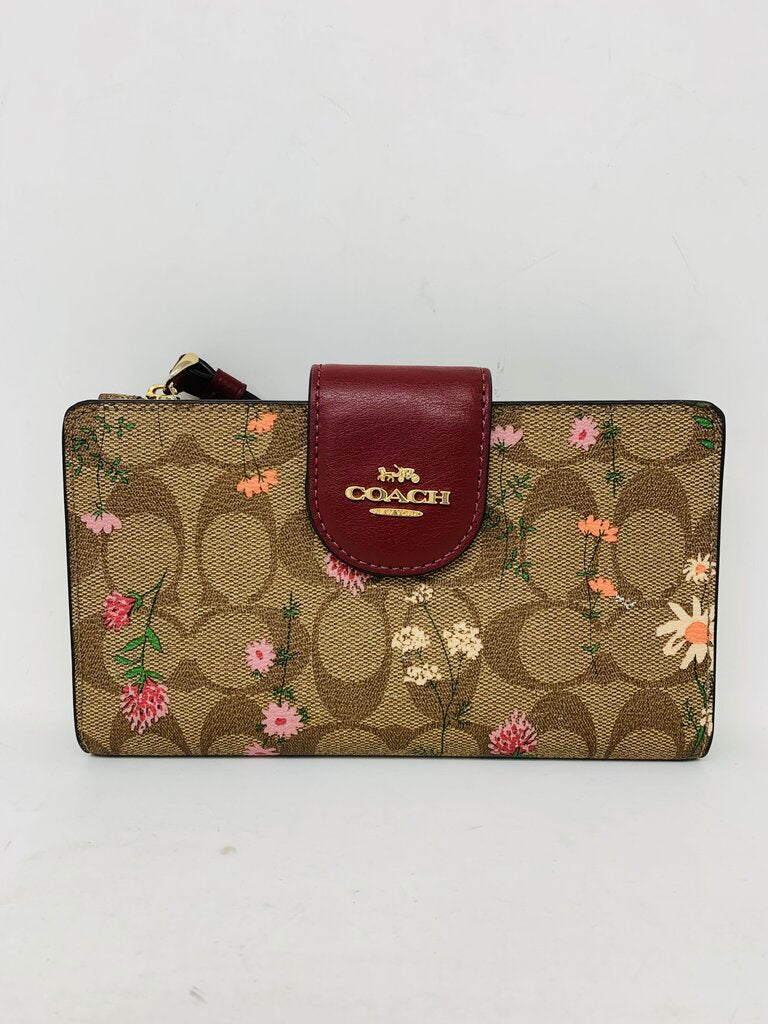 Coach Wallet Tan Signature
