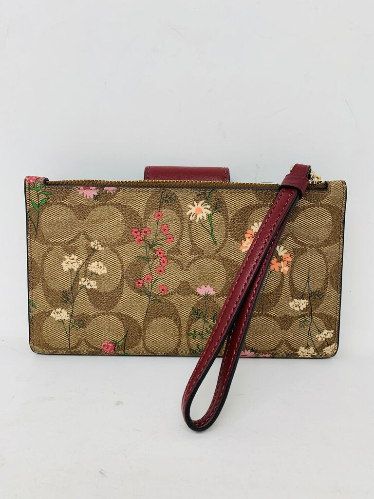 Coach Wallet Tan Signature