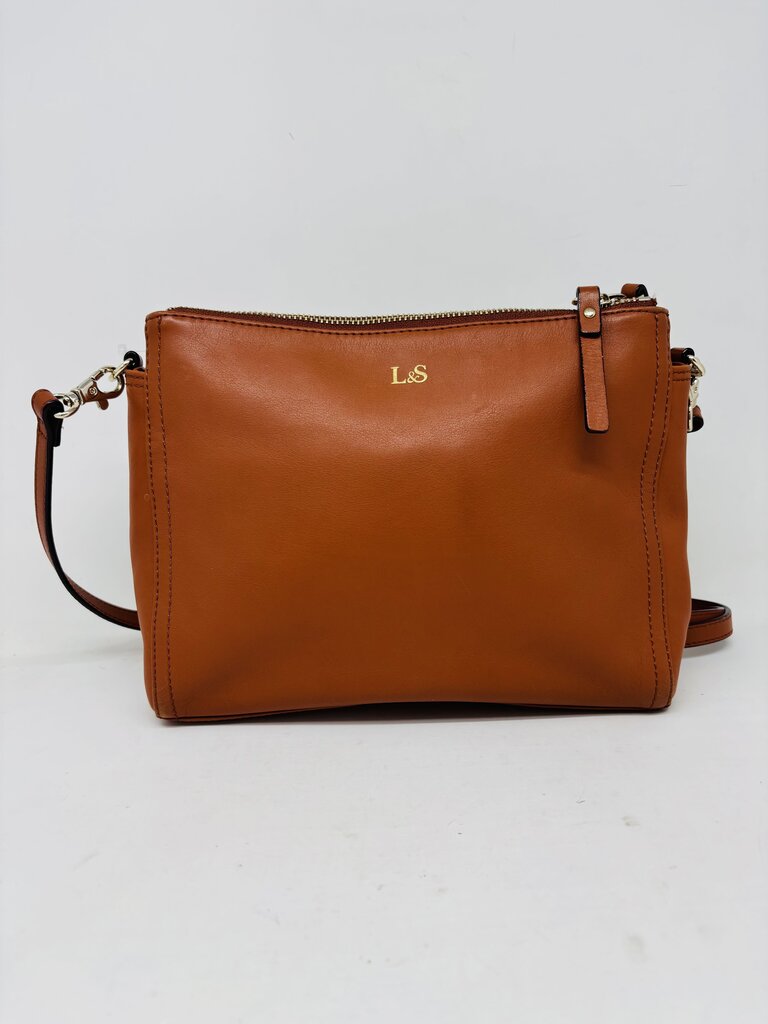 Lo & Sons Crossbody Bag Tan