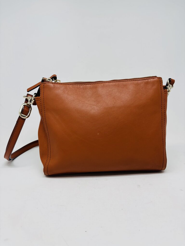 Lo & Sons Crossbody Bag Tan
