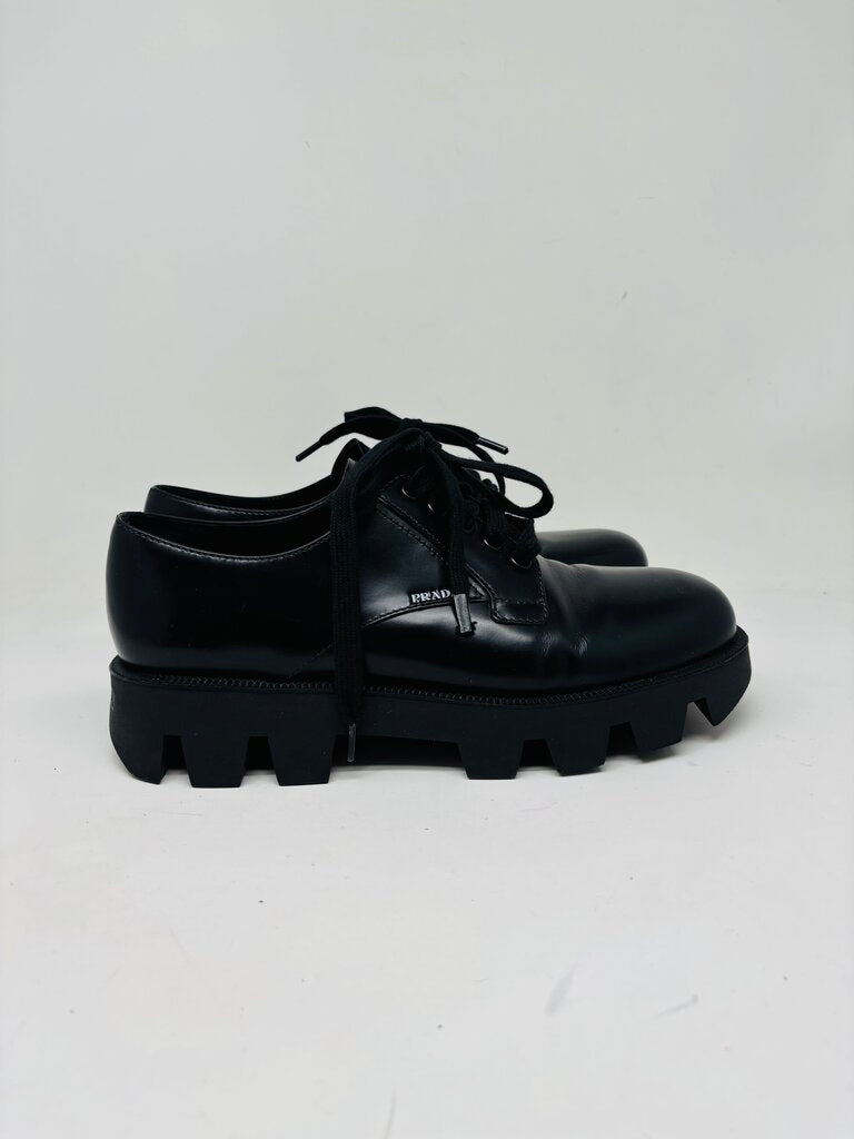 Prada LUXURY SHOES Black 9
