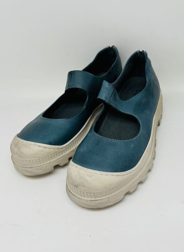 Lofina Sneakers Blue 7.5