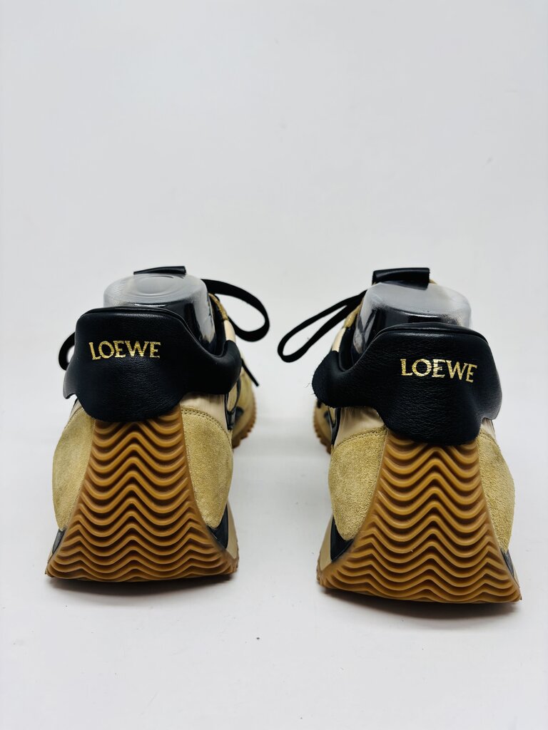 Loewe Sneakers Tan 10