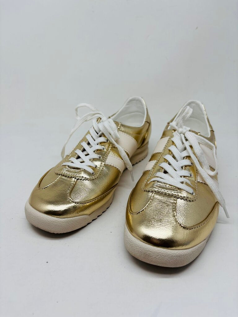 Madden Girl Sneakers Gold 6