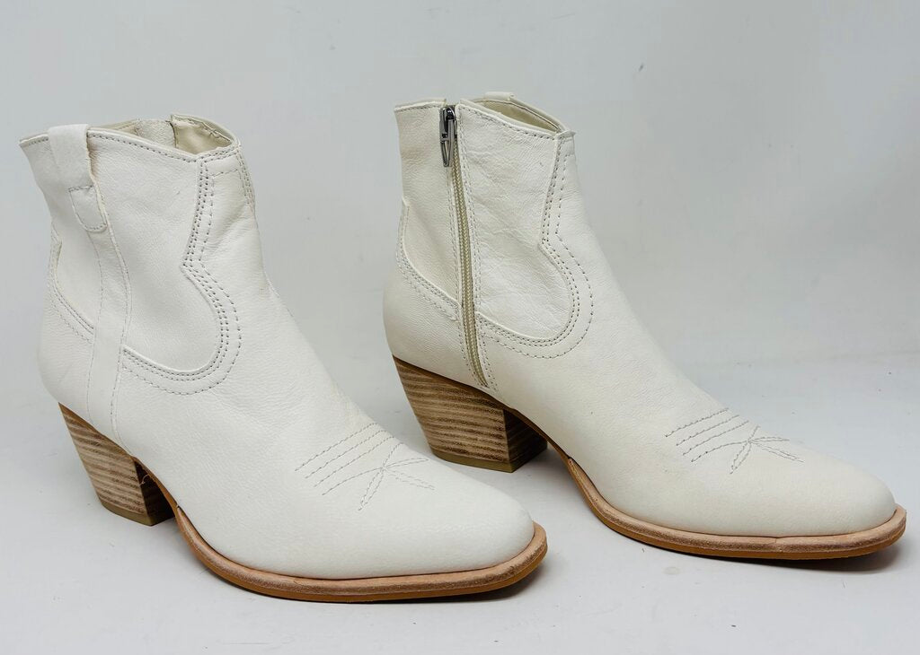 Dolce Vita Ankle Boots Ivory 8
